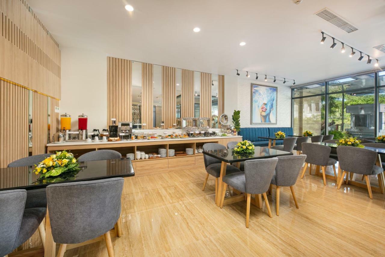 Sun River Hotel & Apartment Дананг Экстерьер фото